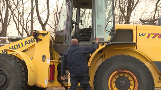Front-End Loader Safety: Operating And Spotting For Front-End Loaders
