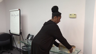Safe Lifting In Office Environments