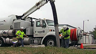 Stormwater: MS4s Stormwater Pollution Prevention: Parking Lots Streets & Storm Drain System Cleaning