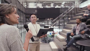 Master Communication: Verbal Non Verbal And Social Media